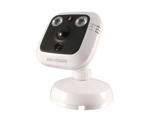 1.3 Мп IP видеокамера Hikvision DS-2CD2C10F-IW (4мм)